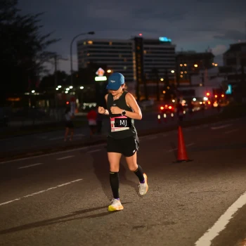Runner Photo 1835789