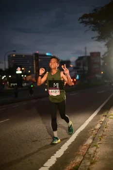 Runner Photo 1835817