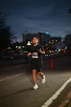 Runner Photo 1835821