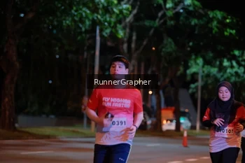 Runner Photo 1835835