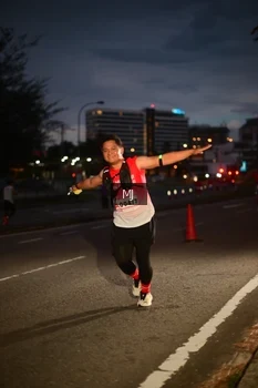 Runner Photo 1835844