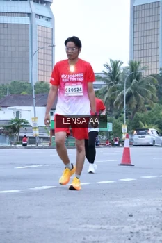 Runner Photo 1836147
