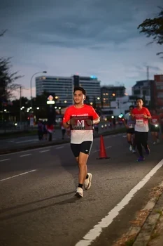 Runner Photo 1836340