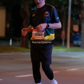 Runner Photo 1836349