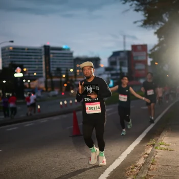 Runner Photo 1836360