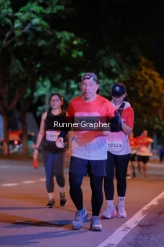 Runner Photo 1836416