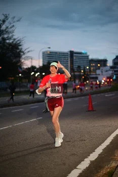 Runner Photo 1836509