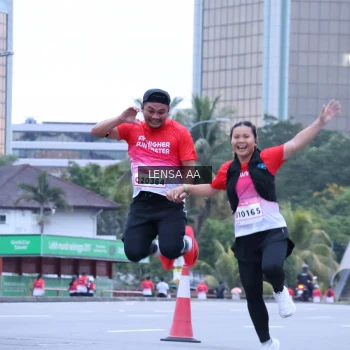 Runner Photo 1836530