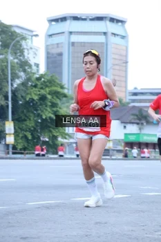 Runner Photo 1836643
