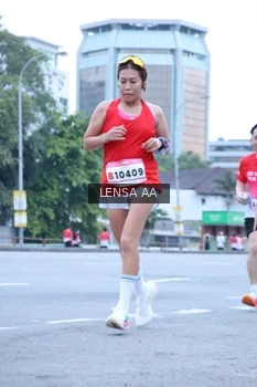 Runner Photo 1836654
