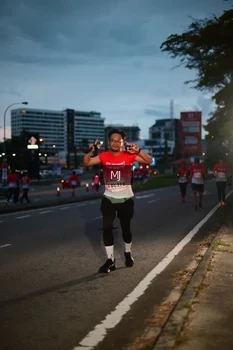 Runner Photo 1836695
