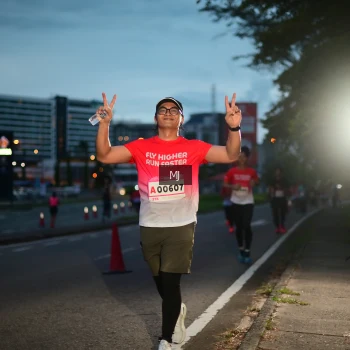Runner Photo 1836758