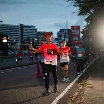 Runner Photo 1836791