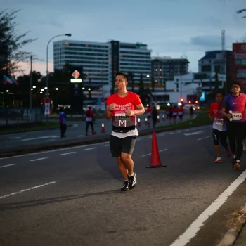 Runner Photo 1836825