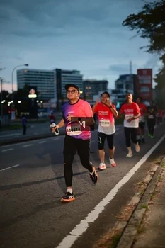 Runner Photo 1836856