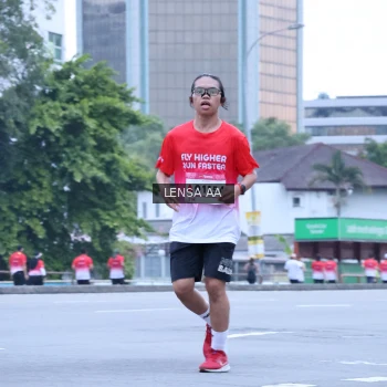 Runner Photo 1836894