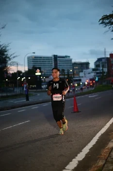Runner Photo 1837018