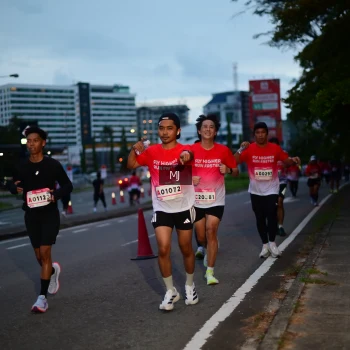 Runner Photo 1837260