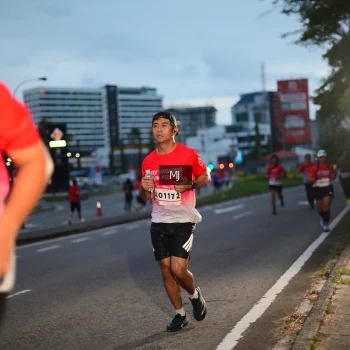 Runner Photo 1837273
