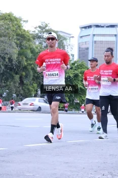 Runner Photo 1837315