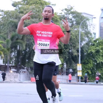 Runner Photo 1837329