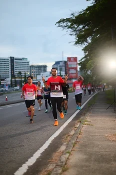 Runner Photo 1837532