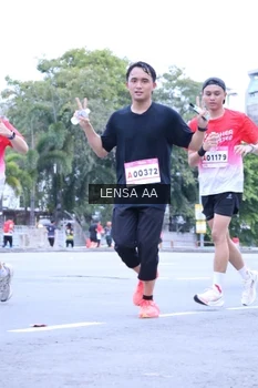 Runner Photo 1837541