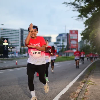 Runner Photo 1837650
