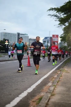 Runner Photo 1837824