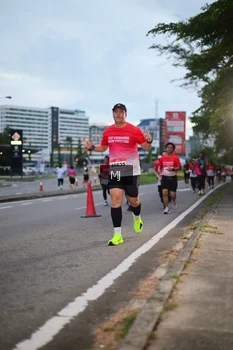 Runner Photo 1837838