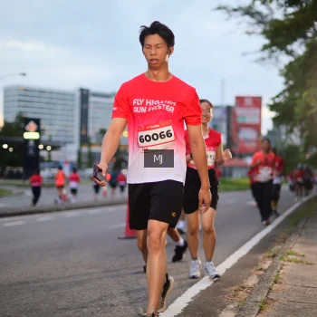 Runner Photo 1837992