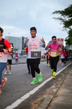 Runner Photo 1838083