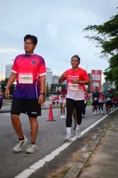 Runner Photo 1838093