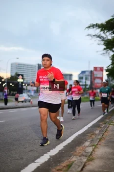 Runner Photo 1838101