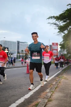 Runner Photo 1838111