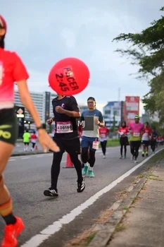 Runner Photo 1838128