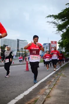 Runner Photo 1838151