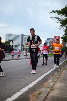 Runner Photo 1838185