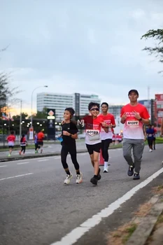 Runner Photo 1838248