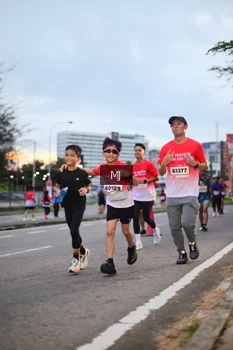 Runner Photo 1838255