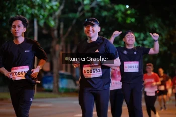 Runner Photo 1838638