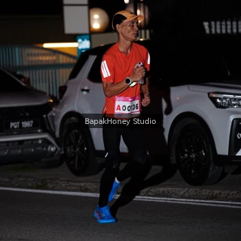 Runner Photo 1839375