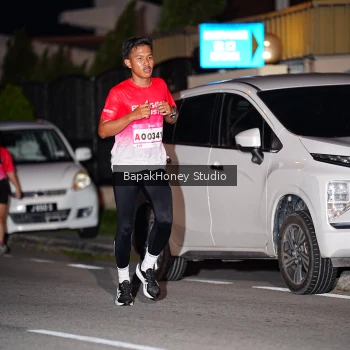 Runner Photo 1839692