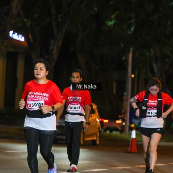 Runner Photo 1840525