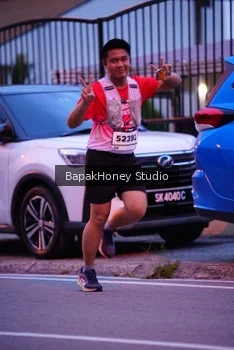 Runner Photo 1840564