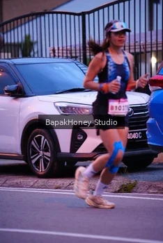 Runner Photo 1840592