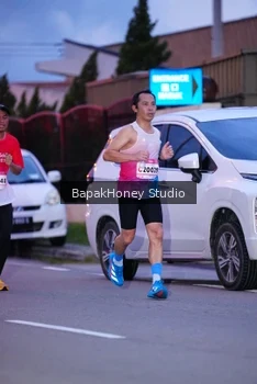 Runner Photo 1840633