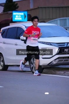 Runner Photo 1840759