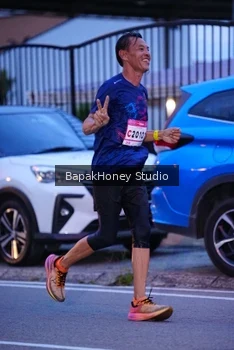 Runner Photo 1840834