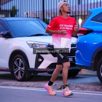 Runner Photo 1840852